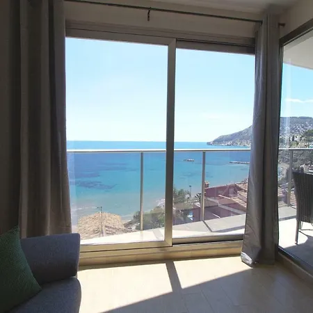 Beautiful Frontline Melioria With Panoramic Seaview